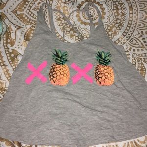 Cross back flowy short shirt